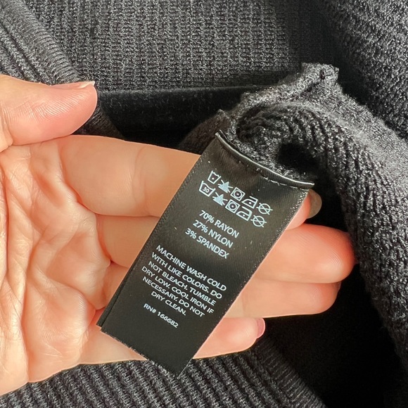 NWT House of Harlow 1960 Ribbed Knit Cropped Top - Picture 6 of 6